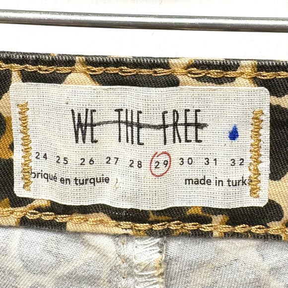 We The Free People Jeans, Leopard Skinny Cropped, Women's Size 29 - Picture 4 of 6